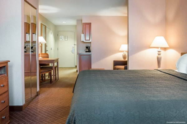 Quality Inn and Suites Monroe